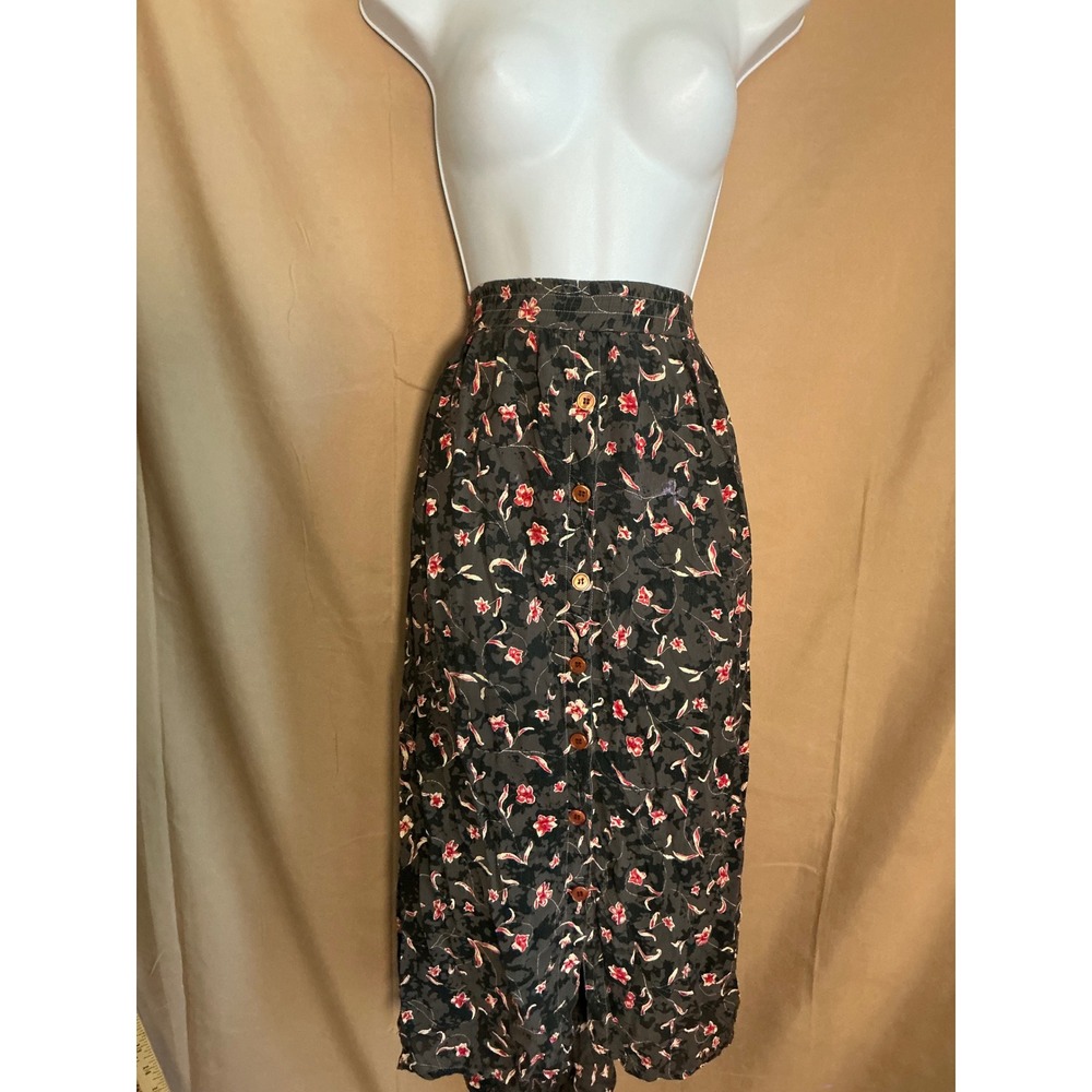 Soft Touch Floral Midi Skirt Womens 22/24 Black Red Good Button Front Pockets